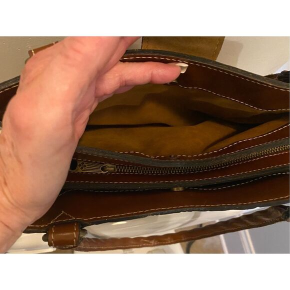 Patricia Nash Rienzo Leather Handbag w/Dustbag - Picture 6 of 9